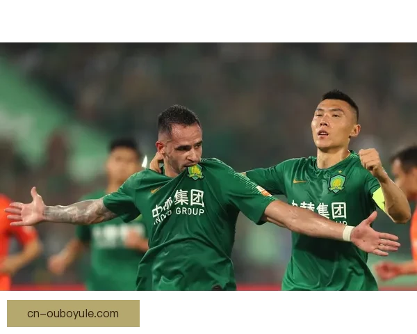 国安新援恩科洛洛浦东抵沪晒照